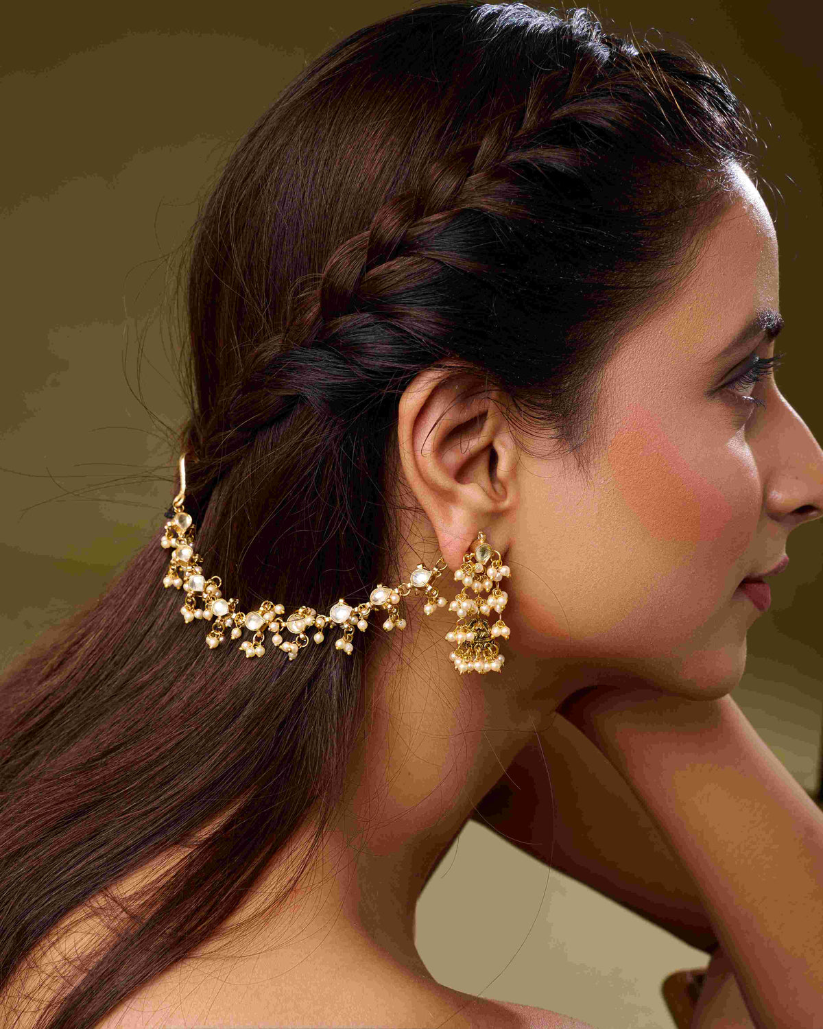 Orlina Earchain