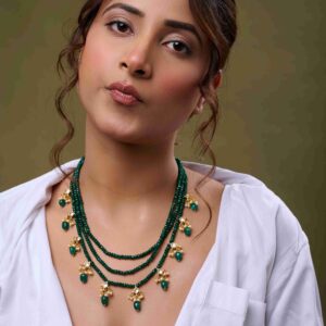 Smaragdine Glow Necklace