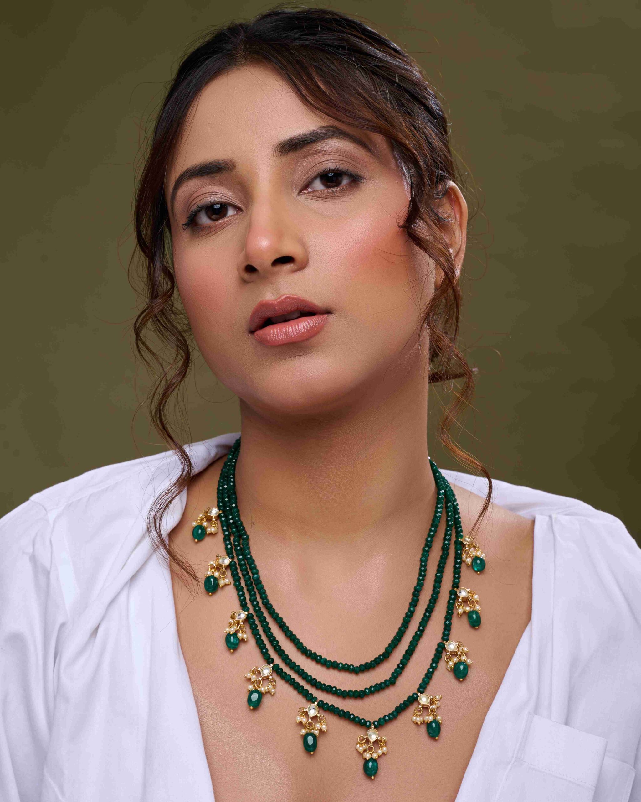 Smaragdine Glow Necklace